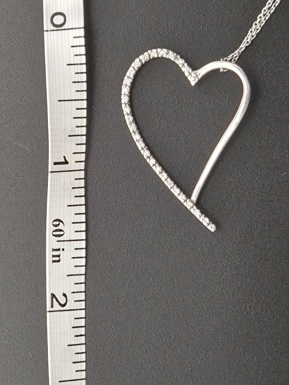 18K Asymmetrical Heart Pendant Necklace in White Gold - Picture 6 of 8